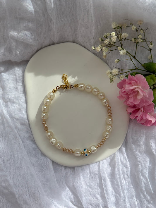 Fußkette mit Weißen Perlen und Goldenen Kristallperlen + Nazar Anhänger - 10595