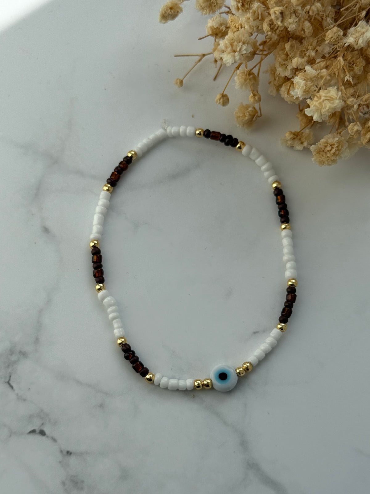 Perlenarmband mit Weißen, Lila und Goldenen Perlen + Nazar Perle - 2375