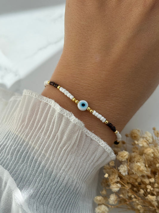 Perlenarmband mit Weißen, Lila und Goldenen Perlen + Nazar Perle - 2375