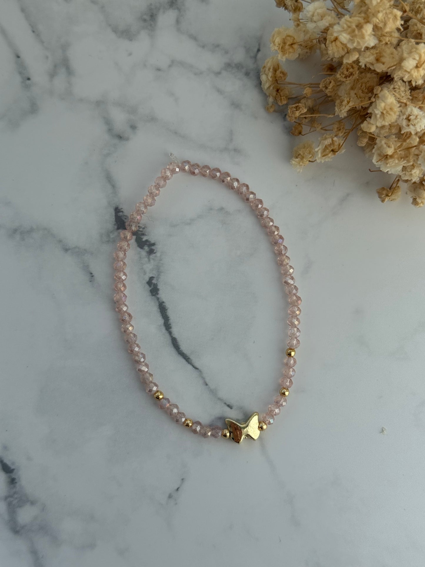 Perlenarmband mit Rose Kristallperlen, Goldenen Perlen + Schmetterling Anhänger - 2294