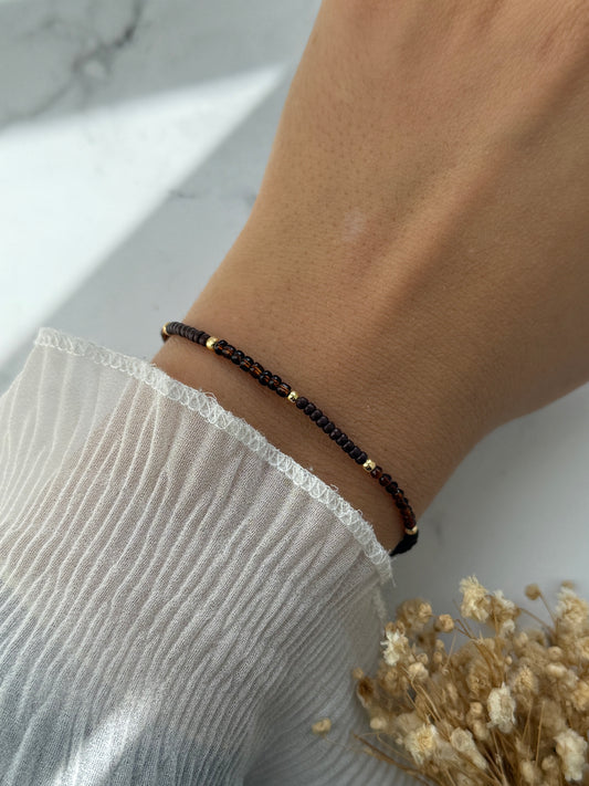 Perlenarmband mit Braunen und  Goldenen Perlen - 2398