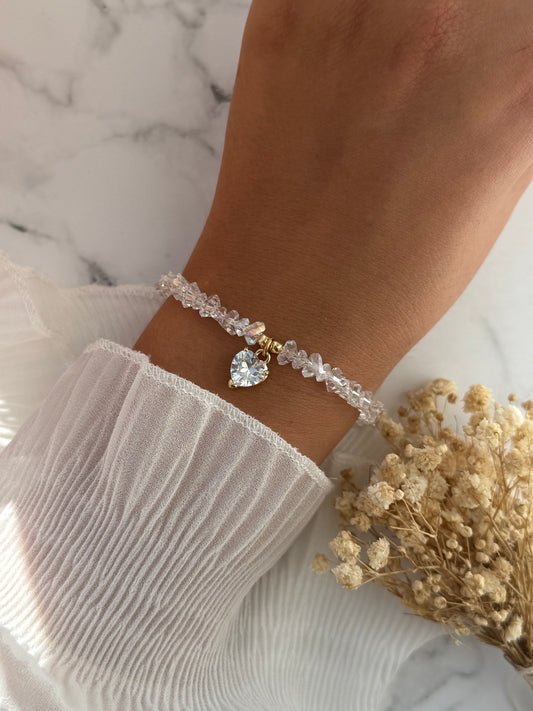 Perlenarmband mit Zirkonia Kristallperlen, Goldenen Perlen +  Herz Anhänger - 2282