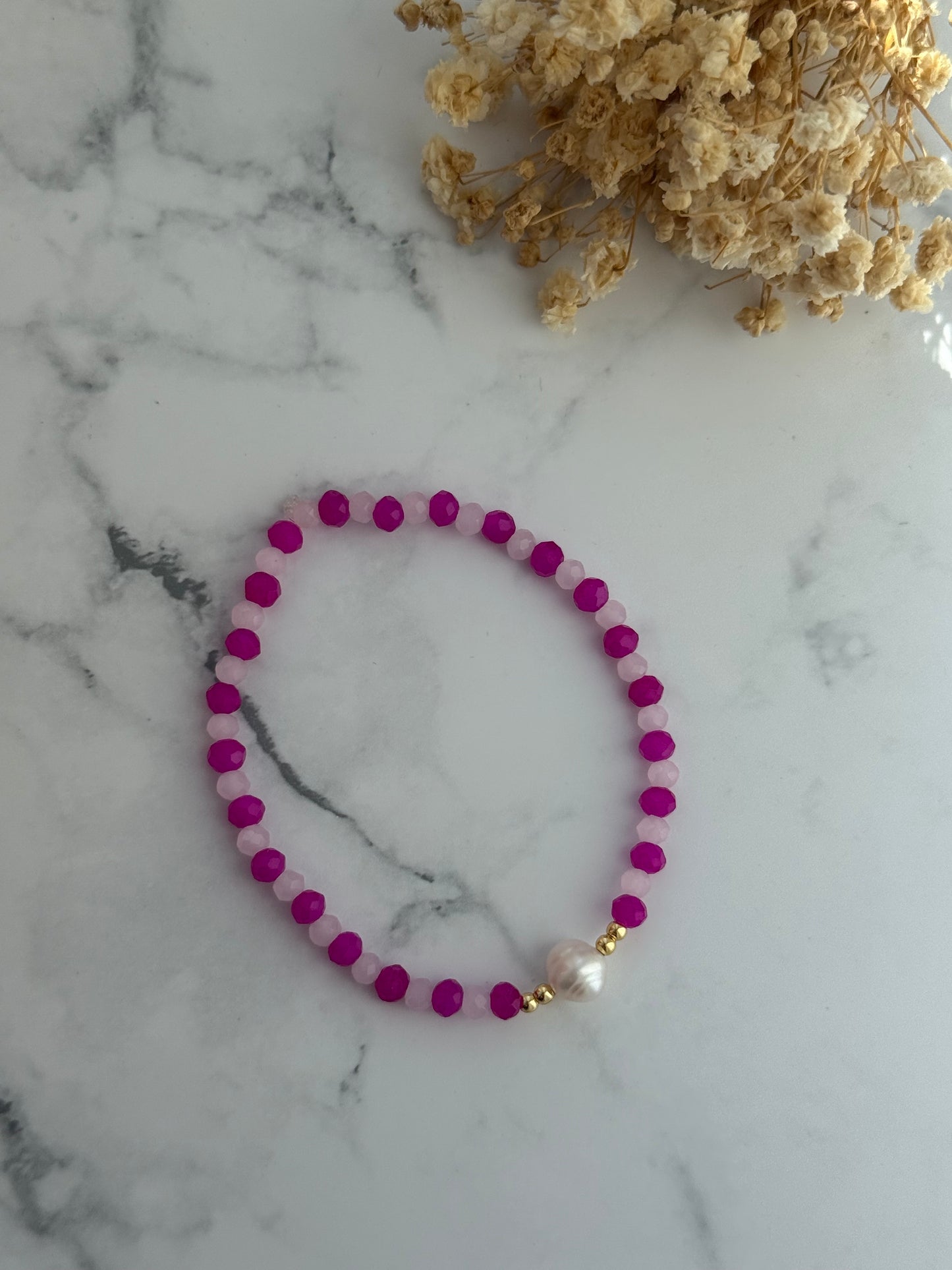 Perlenarmband mit Pinken, Rosa Kristallperlen, Goldenen Perlen + Süßwasserperle  - 2299