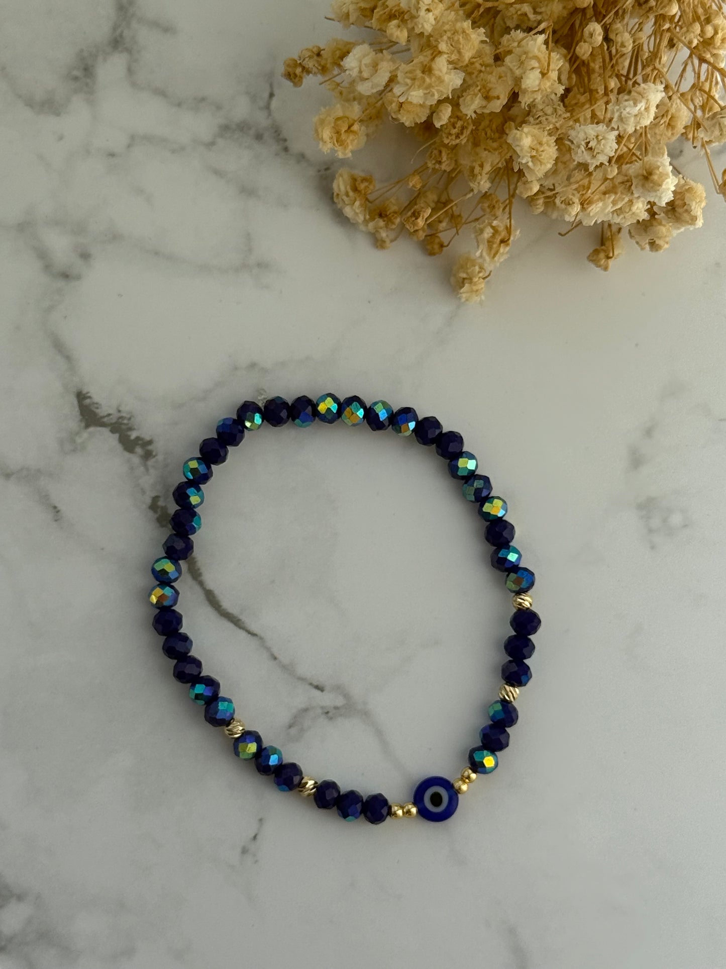 Perlenarmband mit Blauen Kristallperlen, Goldenen Perlen + Nazar Perle - 2297