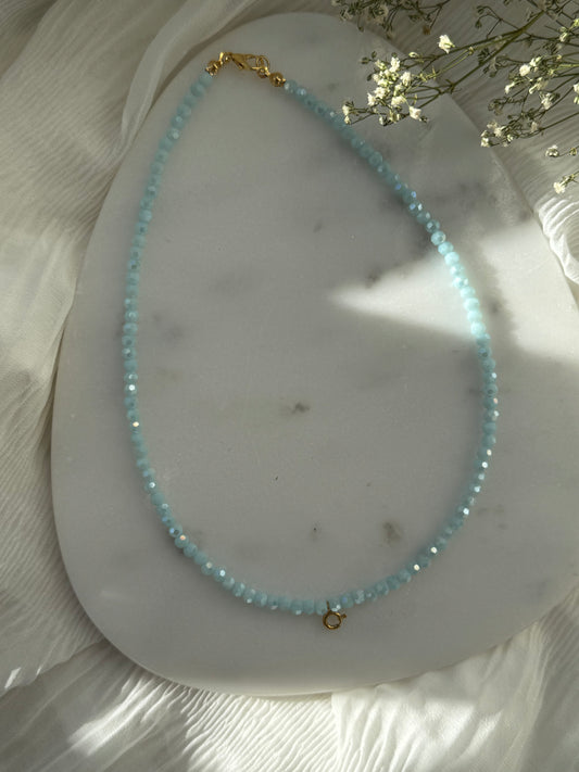 Perlenkette mit Blauen Kristallperlen - 2172