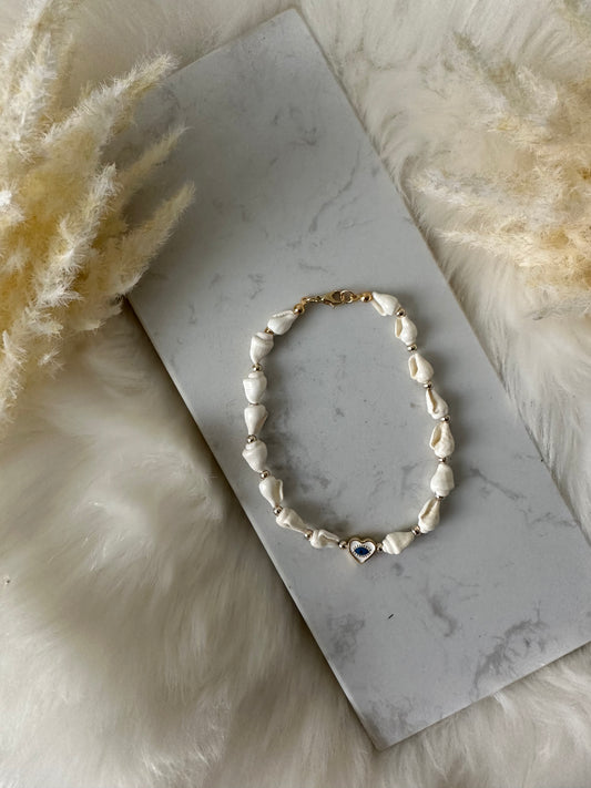 Fußkette mit Muschel Perlen und goldenen Herz Anhänger - 10092
