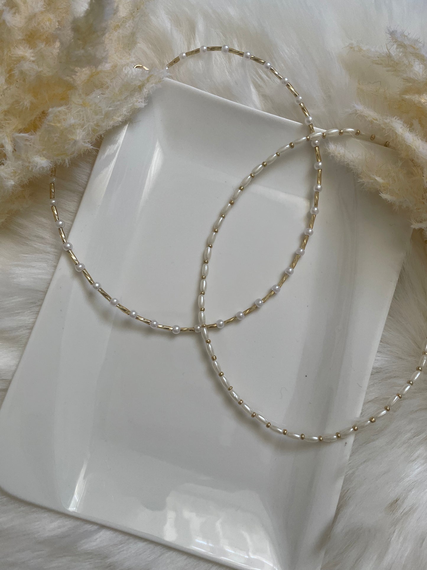 Perlenkette chocker Weiß / Gold - 10218